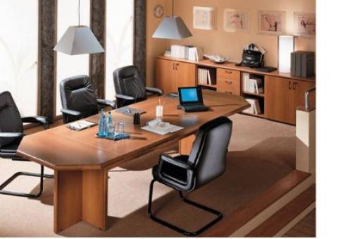 Arredo ufficio: come scegliere i mobili più adatti alle proprie esigenze