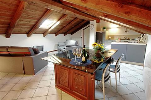 Disposizione mobili in mansarda: come ottenere il miglior risultato