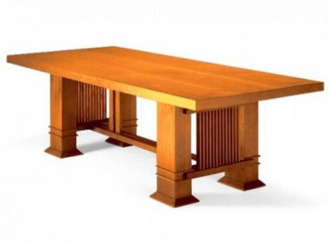 Tavolo Wright: la massiccia eleganza del legno
