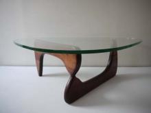Le Isamu Noguchi sale