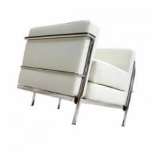 Le Corbusier: poltrona Chaise Longue. Tutti i design dell'architetto svizzero.